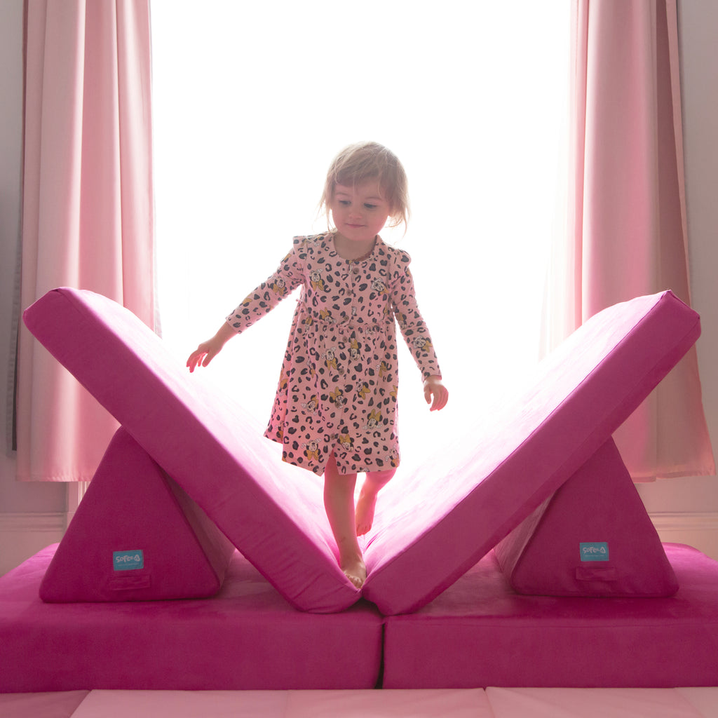 Candy/Hot Pink. Cover for Sofee Play Sofa. Features: Liquid resistant covers, easy to clean, Removable covers, High quality microsuede fabric – soft, yet durable (40K rub count), Meets all UK regulations, Hidden zips and zip tags, Stylish, perfect for any room and Made in the UK.